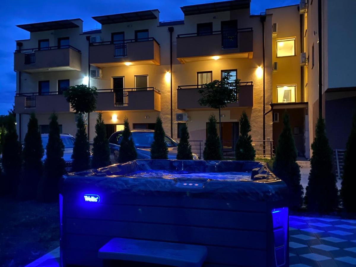 Apartmani Borova 2 Veliko Gradište Exteriér fotografie