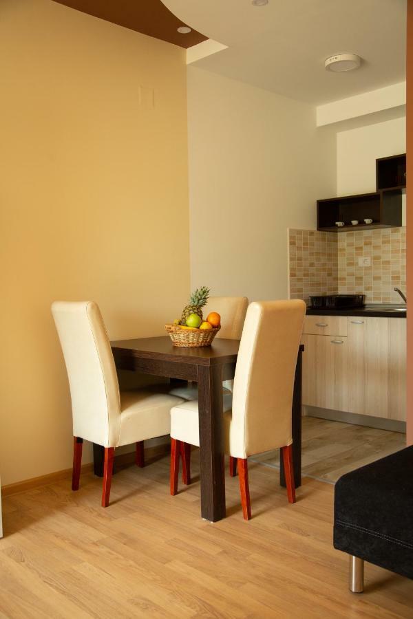 Apartmani Borova 2 Veliko Gradište Exteriér fotografie